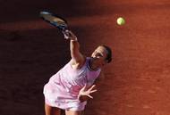 "Dost lidí mi psalo, že to vypadalo dobře, tak aspoň to," potvrdila s úsměvem česká tenistka. Růžová přitom není její oblíbená barva. "Nesnáším ji. Ale nabídli mi to a souhlasila jsem."