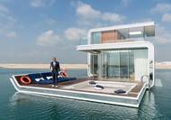 Svářeči při práci na výstavě nového hlavního města Egypta. Nové správní hlavní město (NAC) by mělo mít v budoucnosti šest milionů obyvatel.