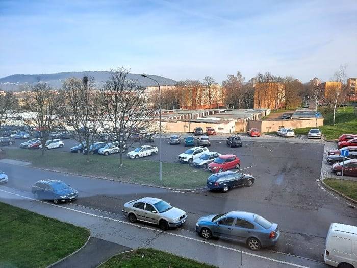 Dobrý den, bude zařazeno do pláno obnovy vodorovného dopravního značení.