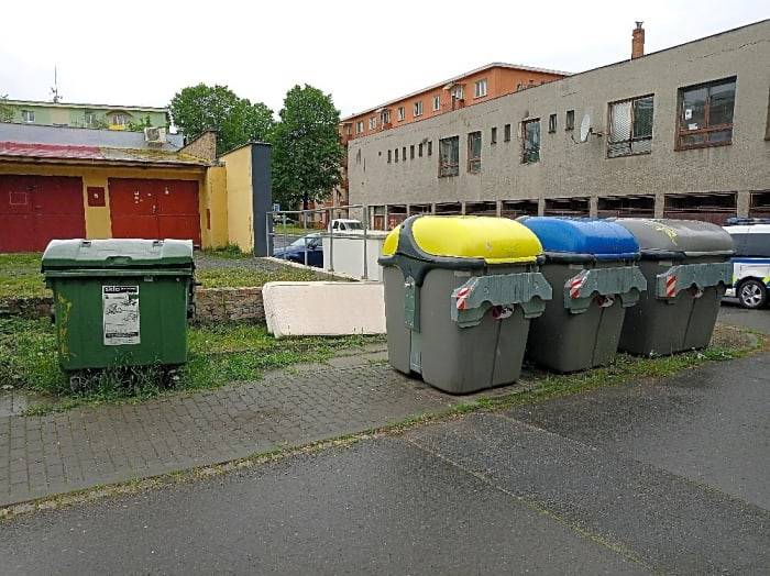 Posádka čištění stanovišť - uklidila dne 15.5.