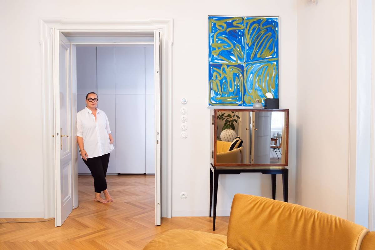 Vladimíra Ilavská se do Prahy přestěhovala kvůli manželově práci, který do té doby neustále pendloval mezi Českem a Slovenskem. Teď se jejich role obrátily a sem a tam jezdí ona, aby dohlédla na obchody značky Lavish.