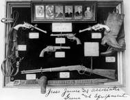 Nejčastěji k přepadení využívali nenápadné kolty ráže pětačtyřicet.