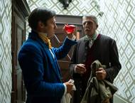 Jan Nedbal v roli Adama a Martin Huba jako správce.