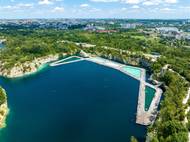 Koupaliště v parku Zakrzówek, které se už loni stalo turistickým hitem, vyšlo v přepočtu na přibližně 270 milionů korun.