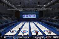 Dva dny před slavnostním zahájením se odehrály hned čtyři duely základní skupiny.