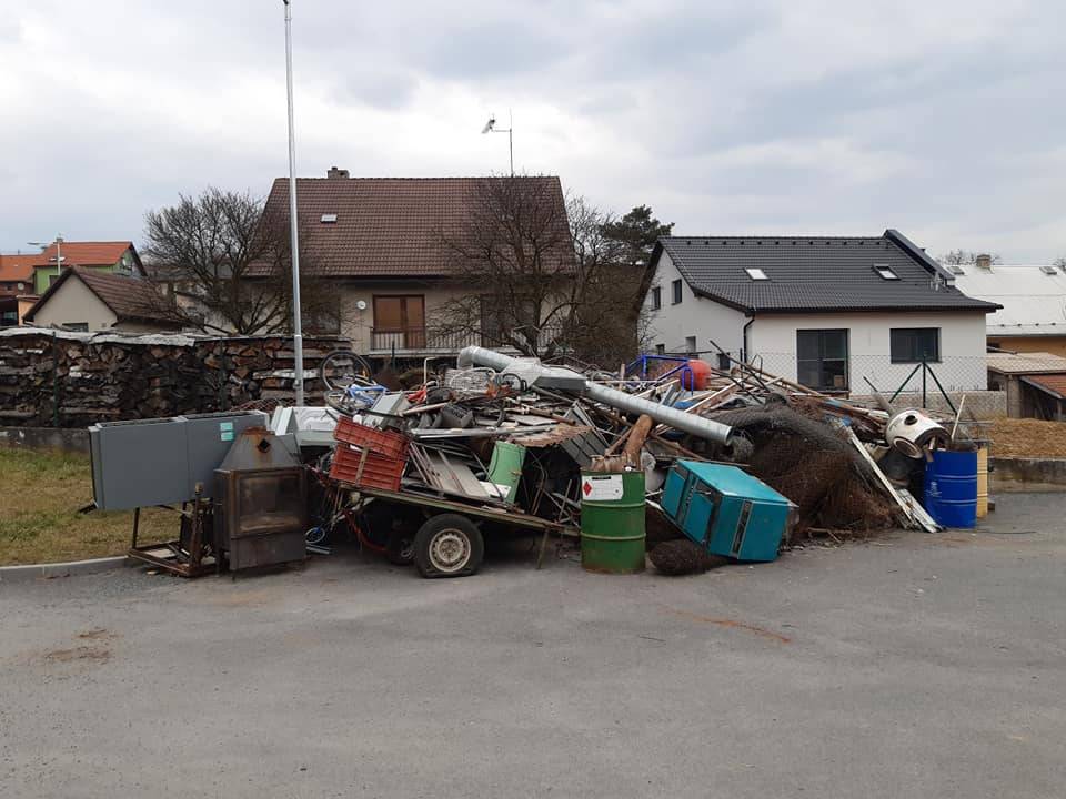 V sobotu 6. dubna 2024 se pořádá SBĚR ŽELEZNÉHO ODPADU. Kdo se chce zbavit železného odpadu a šrotu, může ho dát před dům a nahlásit svůj požadavek na odvoz na tel. čísle 737 230 578 Josef Gabrhelík ml. 



Akce se uskuteční za každého počasí.



Pořádá SDH Halenkovice