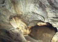 V některých nepřístupných prostorách teplota v zimním období klesá až pod bod mrazu.