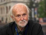 "Věřím, že moje nadace a Uměleckoprůmyslové museum bude spolupracovat a že pokud budu existovat, tak to ještě dáme dohromady. Pokud nebudu existovat, proto je tady nadace, která má tři členy, kteří mě dobře znají," dodává Josef Koudelka.