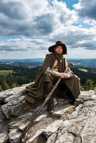 Na snímku z Krakonošova tajemství je David Švehlík jako Krakonoš.