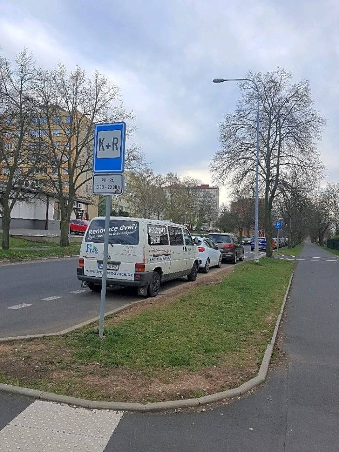 Váš podnět byl předán městské policii k zajištění dohledu.