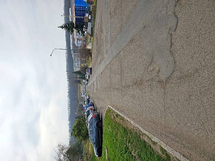 Dobrý den, oprava je zařazena do plánu oprav 2024.