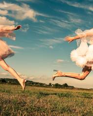 Mikołaj Marczuk (Polsko) - ukázka ze souboru módních fotografií. Finalista soutěže Sony World Photography Awards v kategorii Portfolio. (Ukázka ze série snímků)