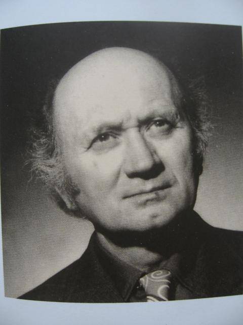 Jeho dílo představuje výstava v Galerii Špalíček prostějovského muzea v Uprkově ulici č. 18 „Bohumil Sekanina… nejen sklář“. Zájemci ji mohou zhlédnout do 28. května 2023.
                              Číst dál...