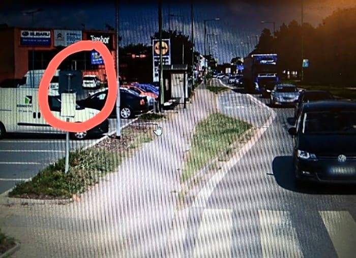 Děkujeme za podnět, plakát odstraníme.