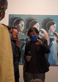 Daniel Balabán na vernisáži své výstavy v pražské Galerii Václava Špály.