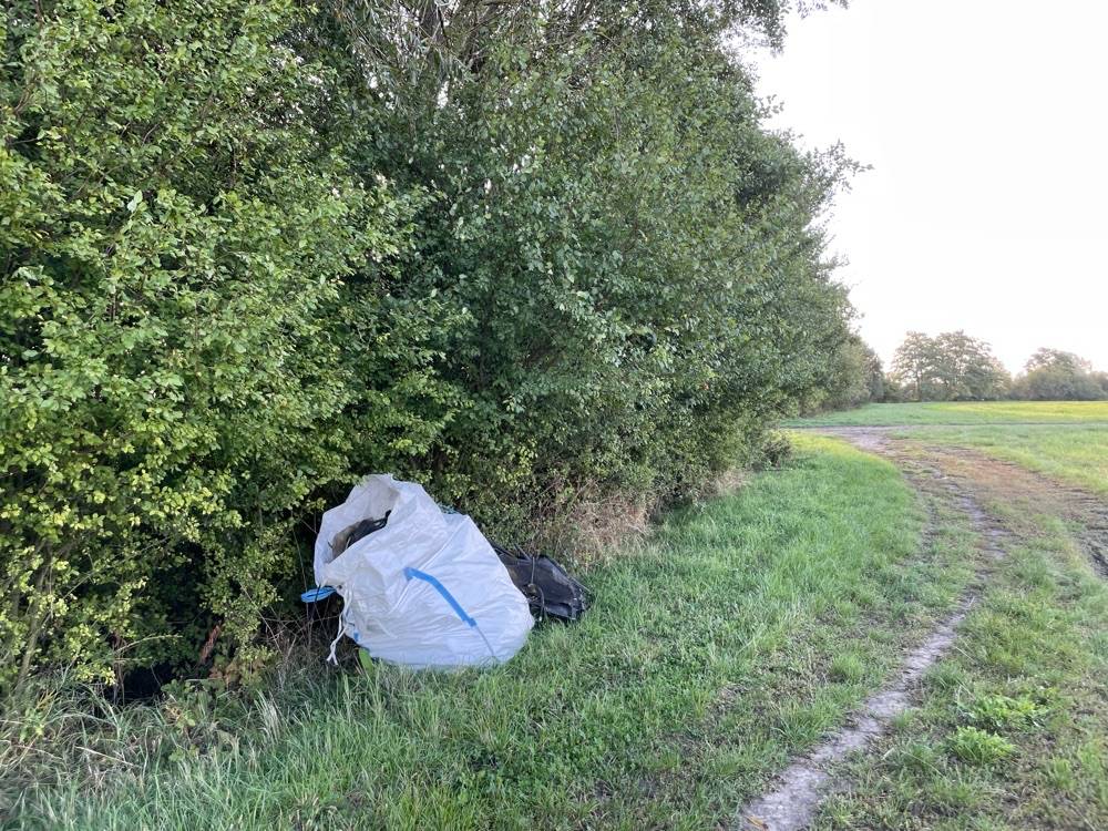 Černá skládka byla odstraněna.