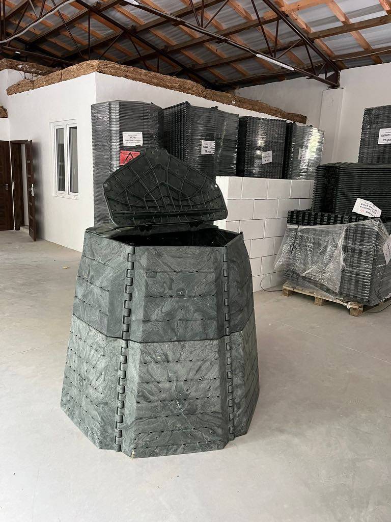 Obstaranie kompostérov pre obec Malé Chyndice