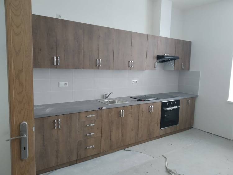 Rekonstrukce bývalé školy Hlohovice- byty 2020