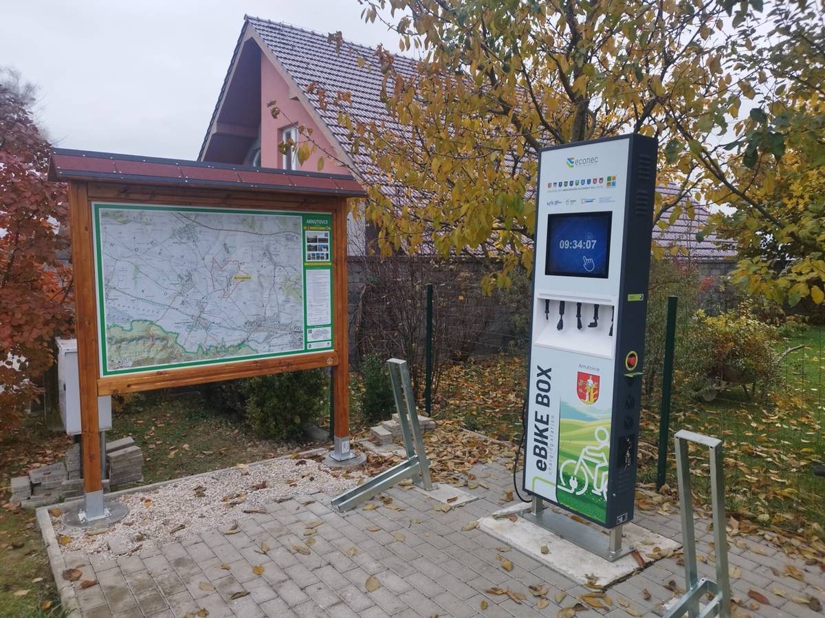 V rámci projektu sa vyhotovila digitálna a reálna mapa obce