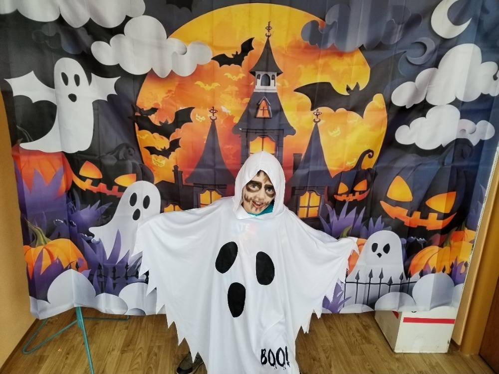 Děkuji za příjemně strávené odpoledne v knihovně, všem, kdo přišli a užili si knihovnu v duchu Halloweenu.