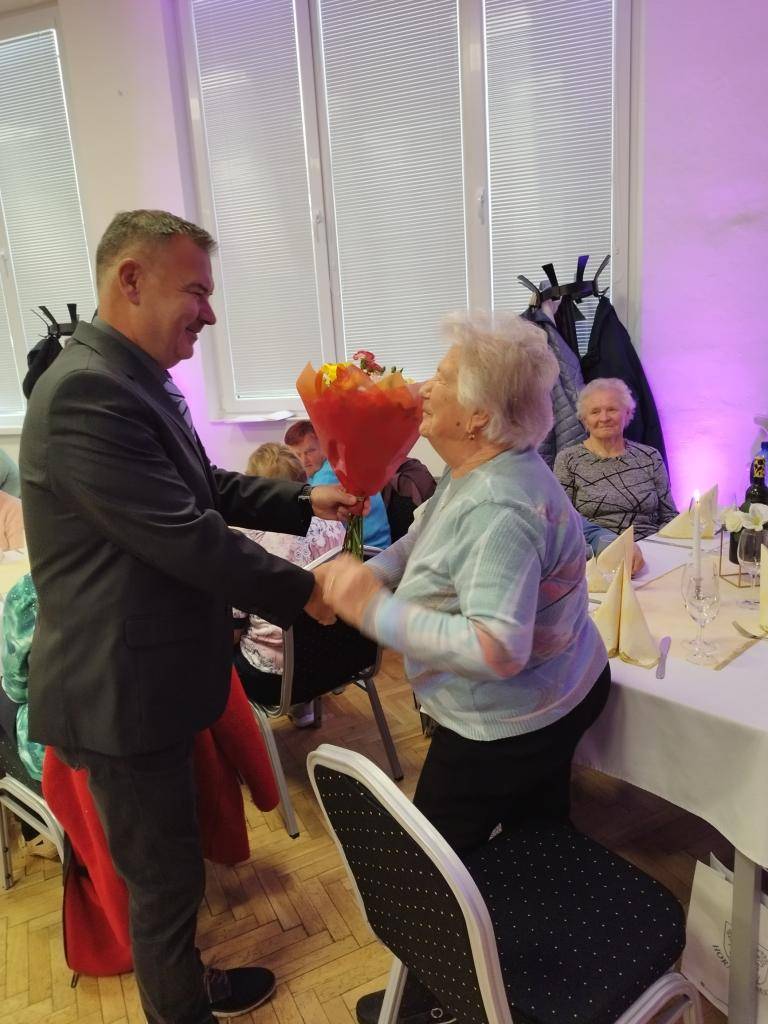 Dňa 23.10. sa v našej obci uskutočnila akcia Deň šedín.