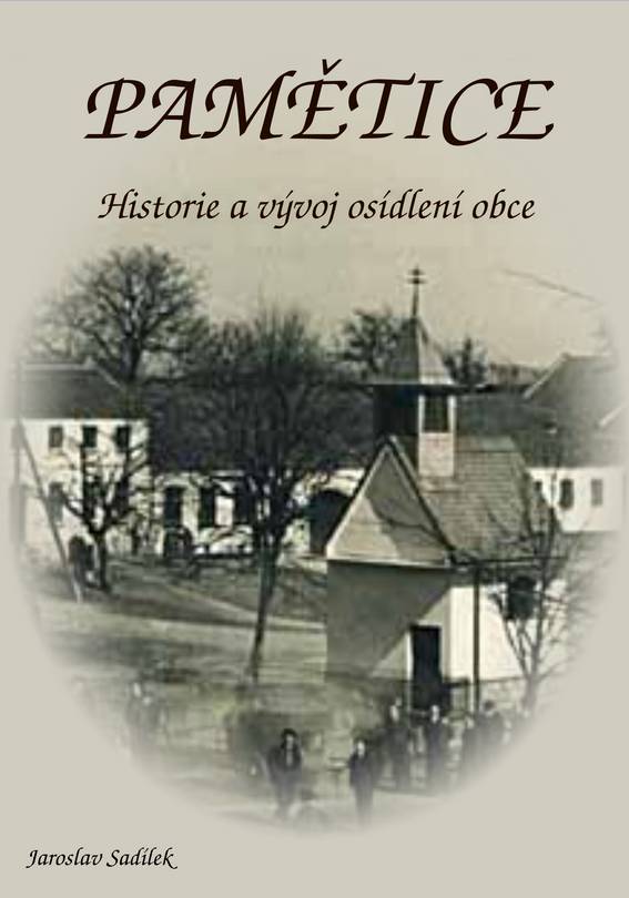 Oznamujeme občanům, rodákům a přátelům naší obce, že obec nechala provést studii o historii a vývoji osídlení obce Pamětice. tato zajímavá, historicky cenná publikace v kvalitní vazbě je možno zakoupit v kanceláři OÚ za 400 Kč.