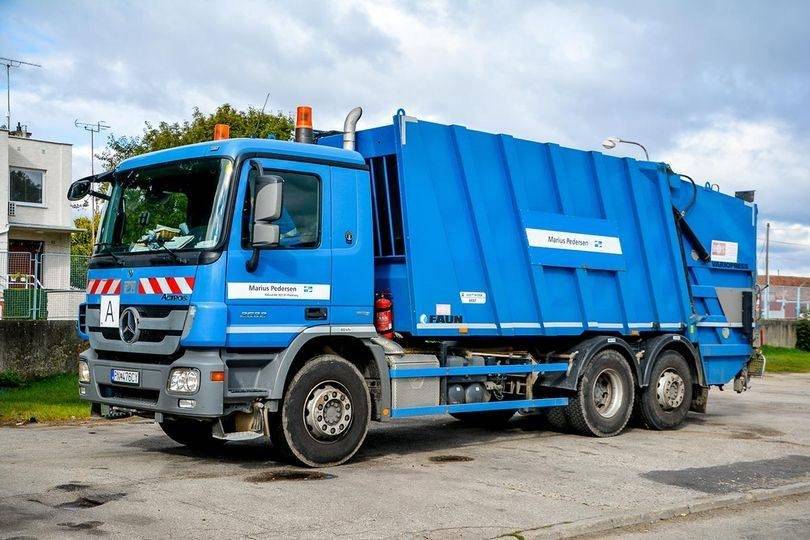 Oznamujeme občanom, že dňa 8. novembra 2024, t. j. zajtra uskutoční firma MARIUS PEDERSEN, Veľký Krtíš vývoz komunálneho odpadu. Kuka nádoby s odpadom vyložte na priedomia.