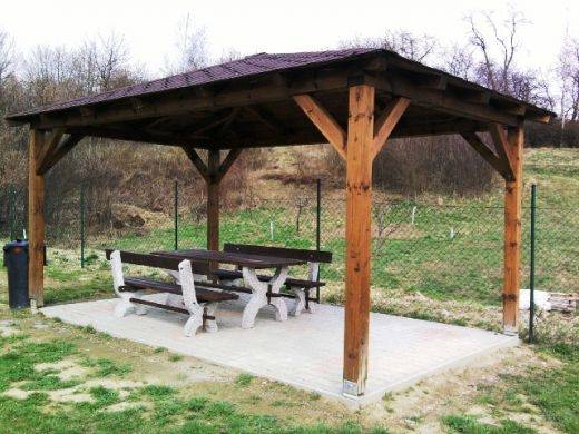 Obec Úněšov je ve spolku Svazek obcí Slavkovský les a je členem Místní akční skupiny Náš region. Více informací