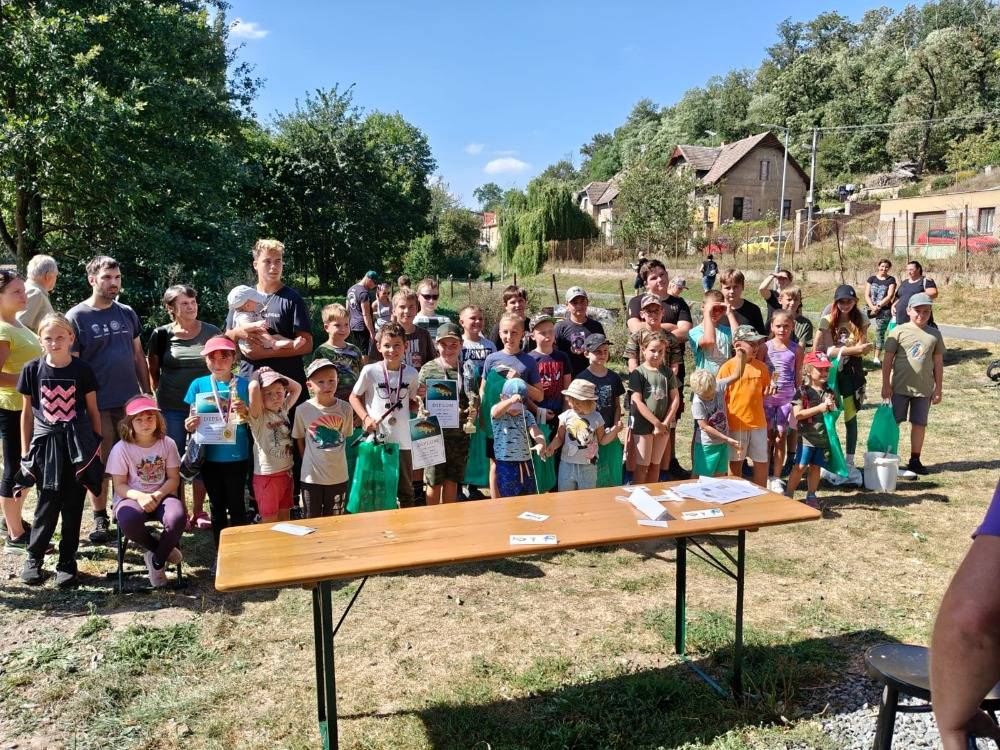 Rybářské závody dětí.