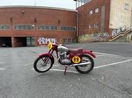 Vznikaly v libeňském závodu Jawy.