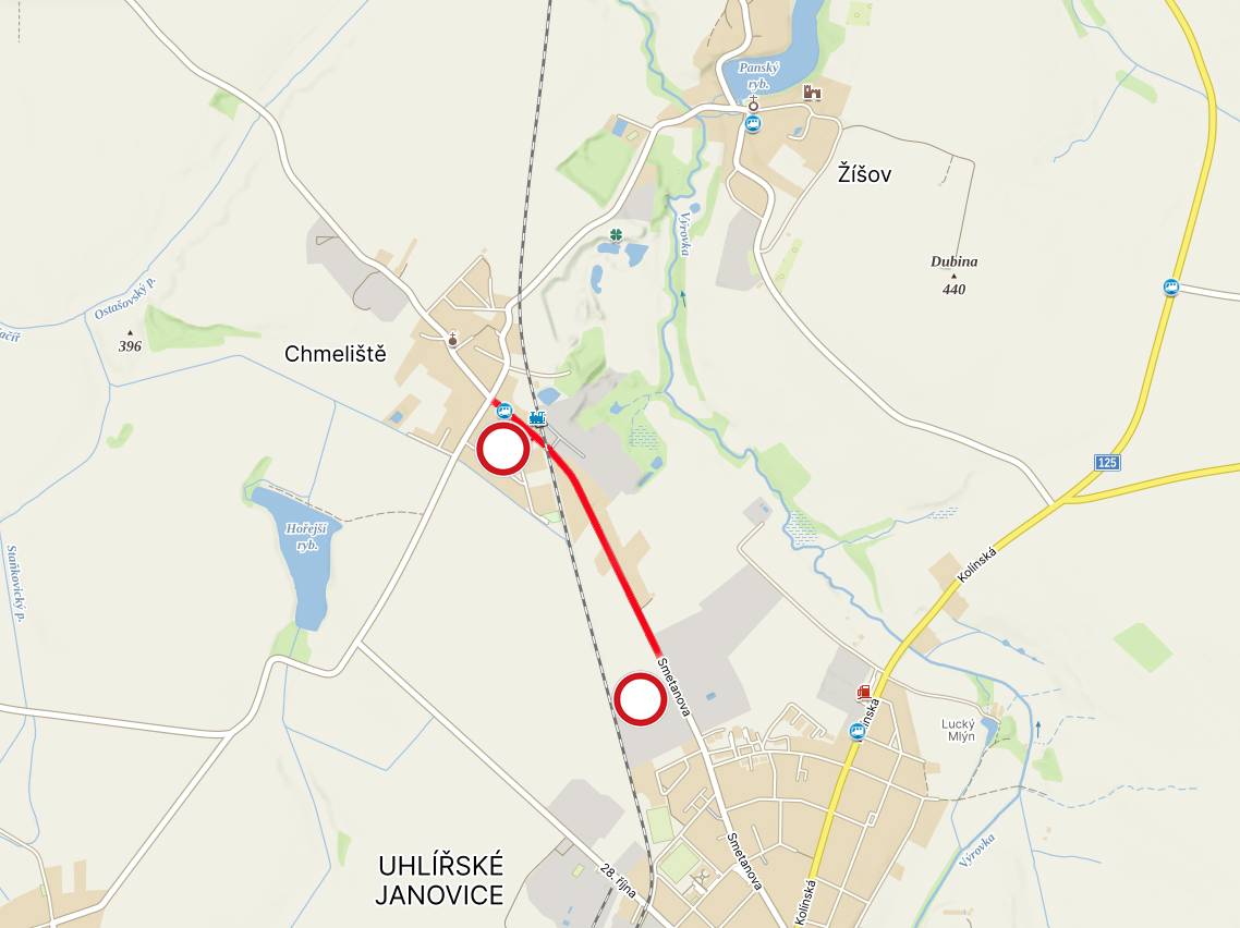 Uzavírky silnice Chmeliště - Uhlířské Janovice, přejezd Hatě