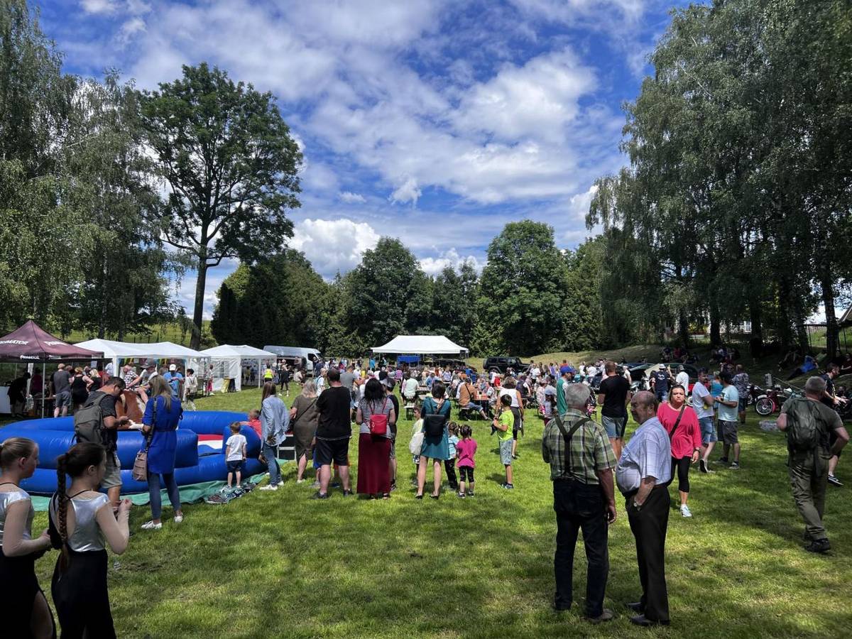 Díky spolku Stu-Art na Vrbici letos přibyla nová akce pro děti a nejen jejich tatínky - Den otců.