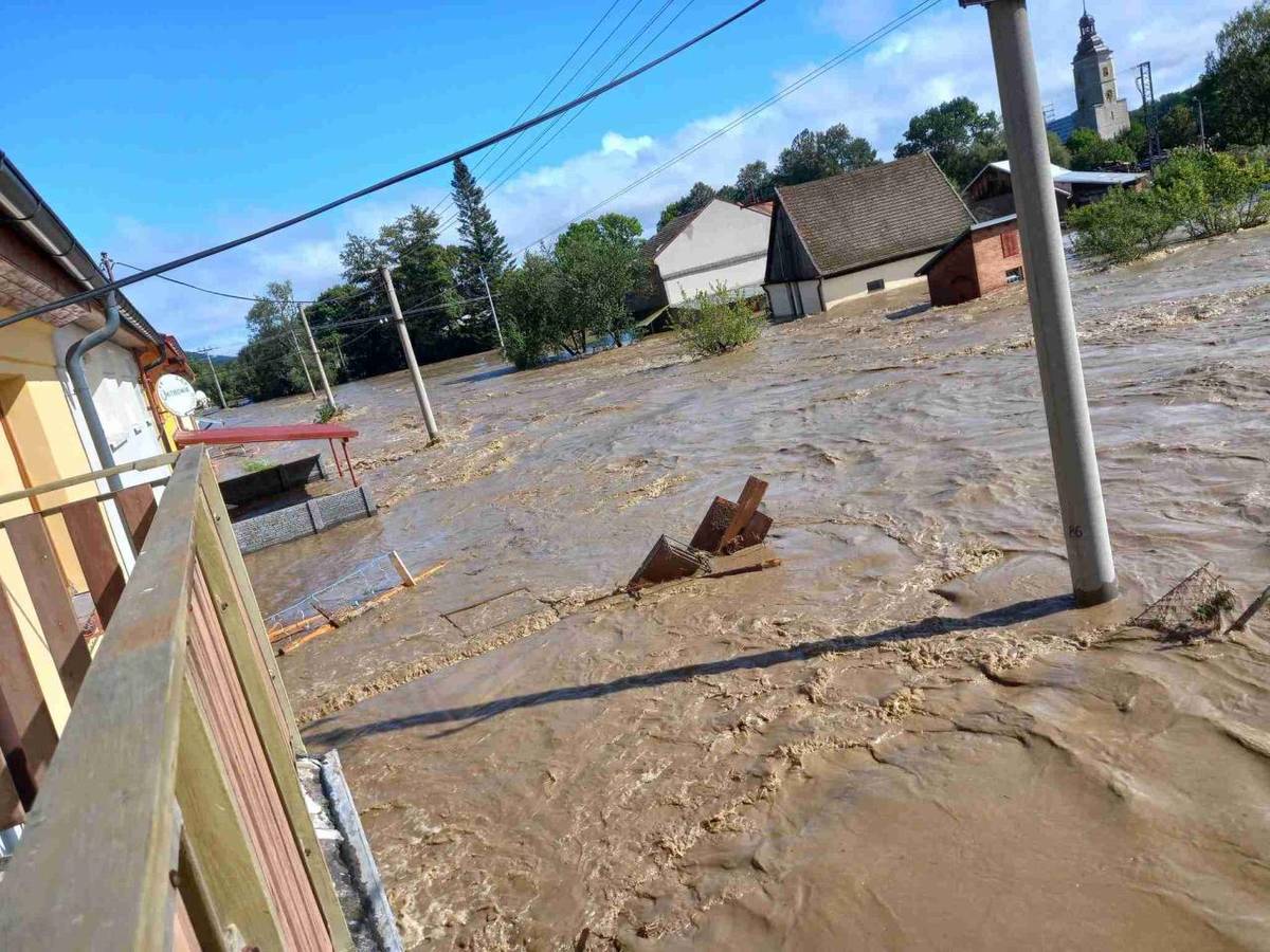 do této obce byla dovezena humanitární pomoc naší obce v celkové výši 110 704,55 Kč