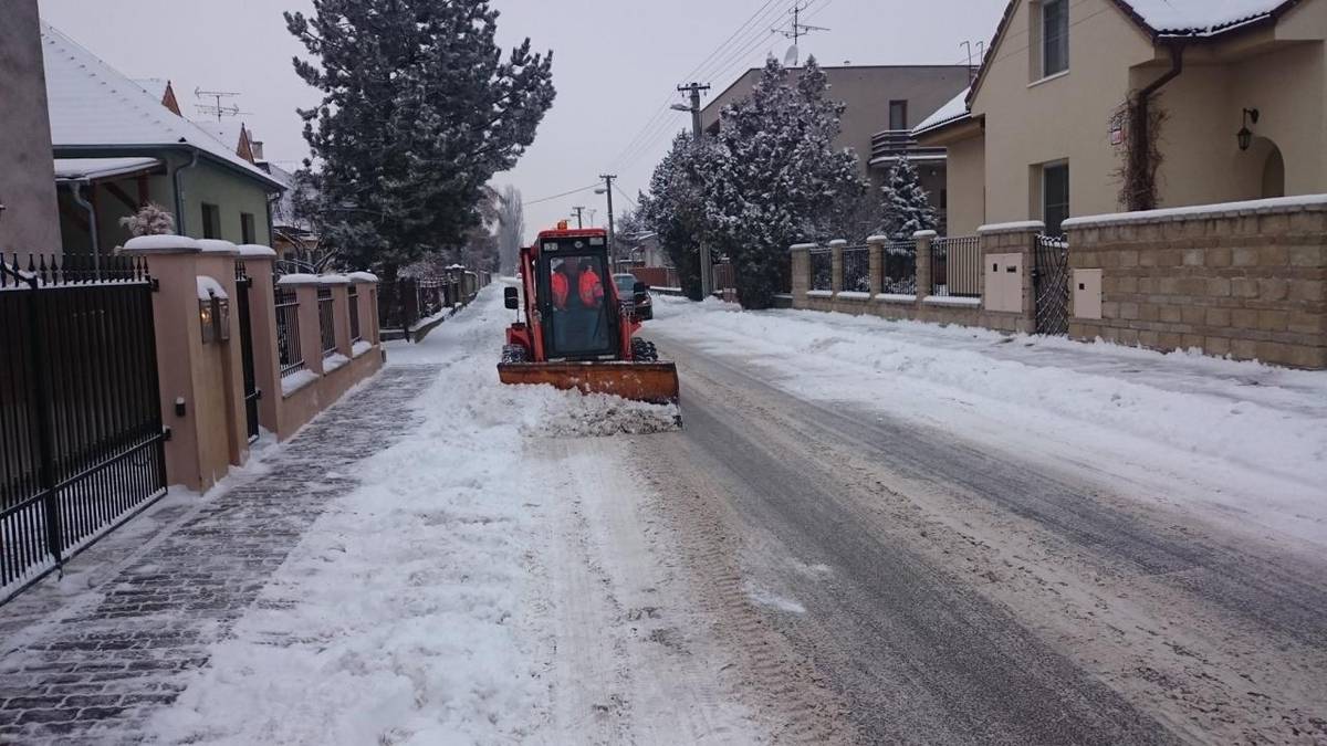 Aby mesto Stupava zvládlo zimnú údržbu s čo najmenšími komplikáciami, pripravujeme sa na ňu už niekoľko týždňov.