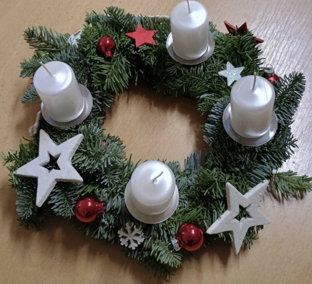 Příprava na Advent:  Výrobky dětí MŠ Černuc