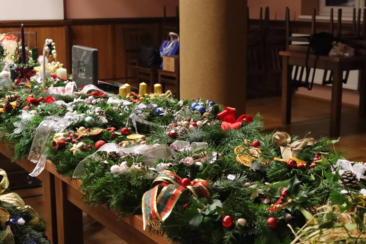 Obec Žabovřesky srdečně zve na ROZSVÍCENÍ VÁNOČNÍHO STROMU v sobotu dne 30.11.2024 od 18:00 h. a TRADIČNÍ JARMARK od 17:00 hod.