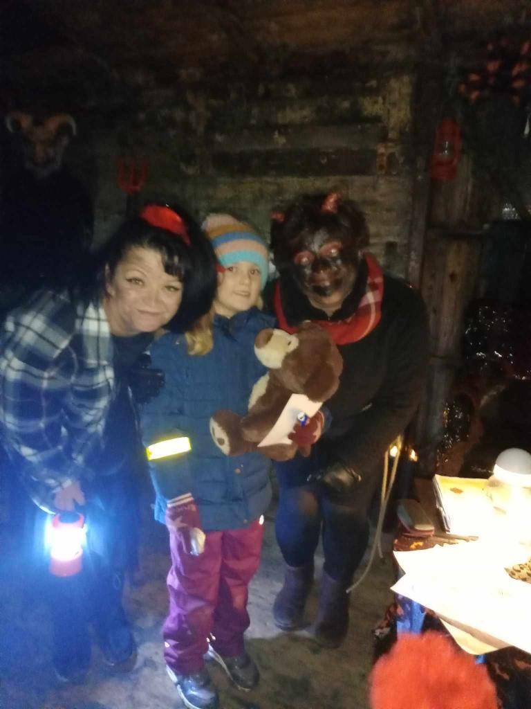 Úterý 3.12.2024 účast 51 dětí + rodiče