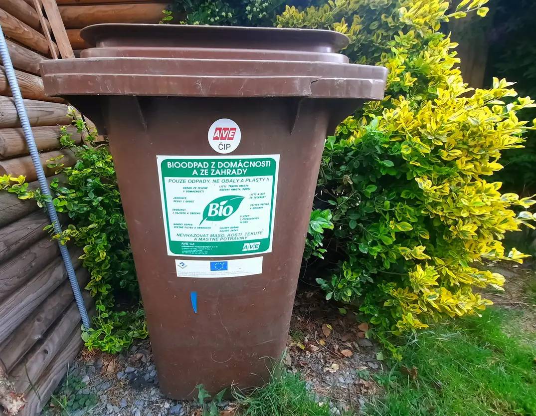 Mimořádně ve středu 11. 12. 2024 proběhne poslední letošní svoz BIO odpadu.   V příštím roce bude svoz BIO nádob zahájen od dubna 2025.
