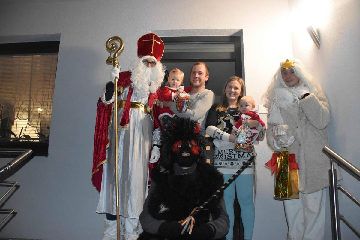 Mikuláš v obci a v MŠ