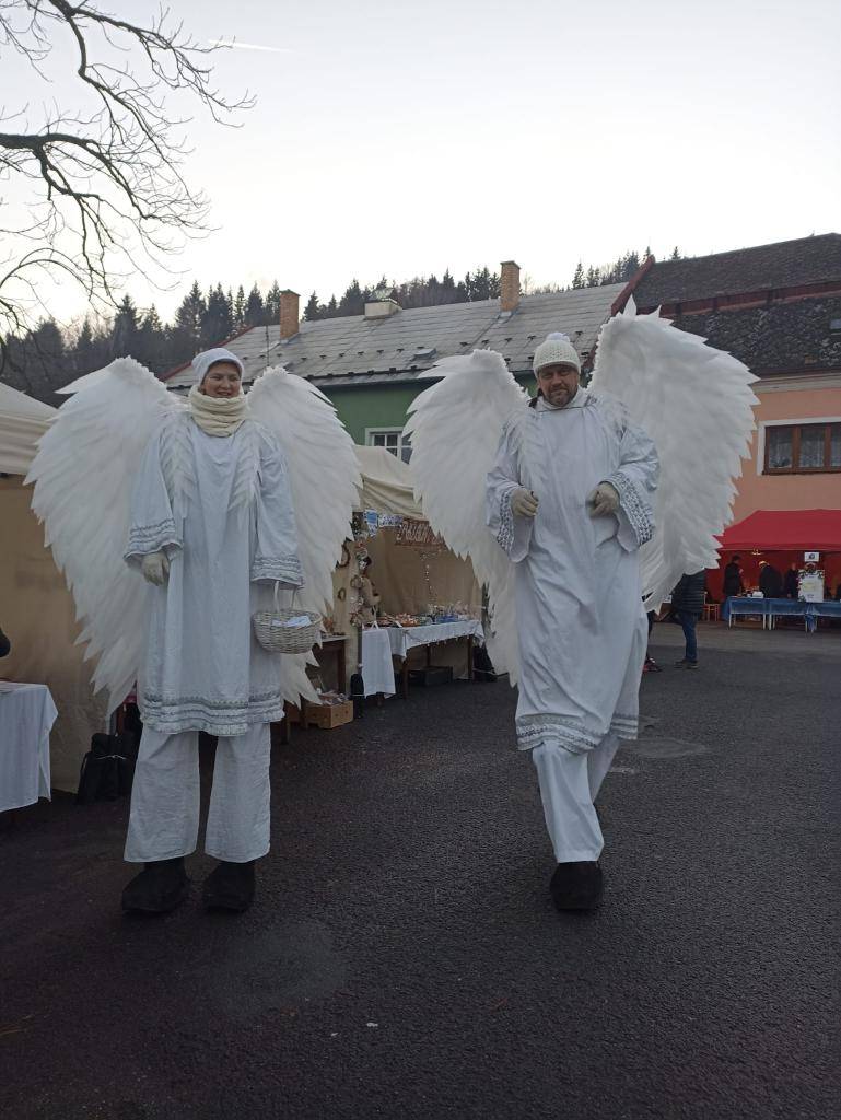 Adventní trh a rozsvícení vánočního stromu, Moravské náměstí 1. 12. 2024.  Foto Bedřich Škraňka
