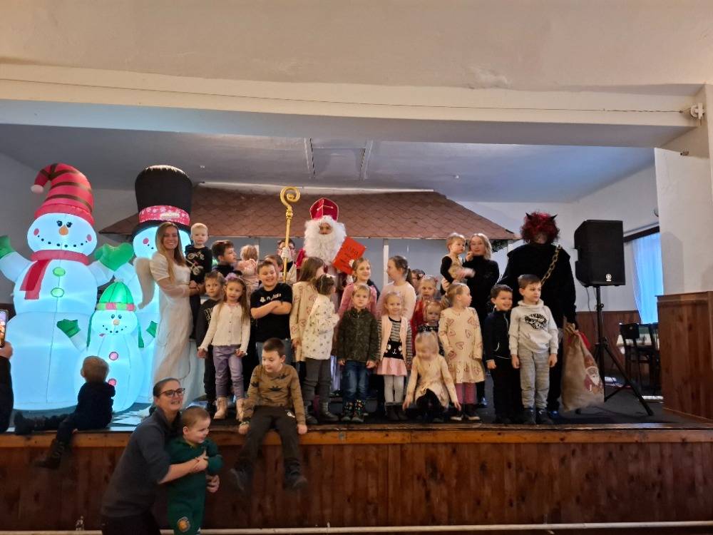 Obec Měrunice pořádala Mikulášskou besídku 7.12.2024.