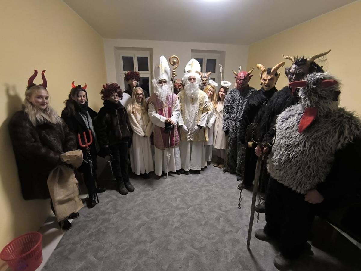 Mikuláš a čerti v Lovčicích