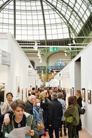 Paris Photo se odehrává tradičně vždy na podzim a láká davy diváků.