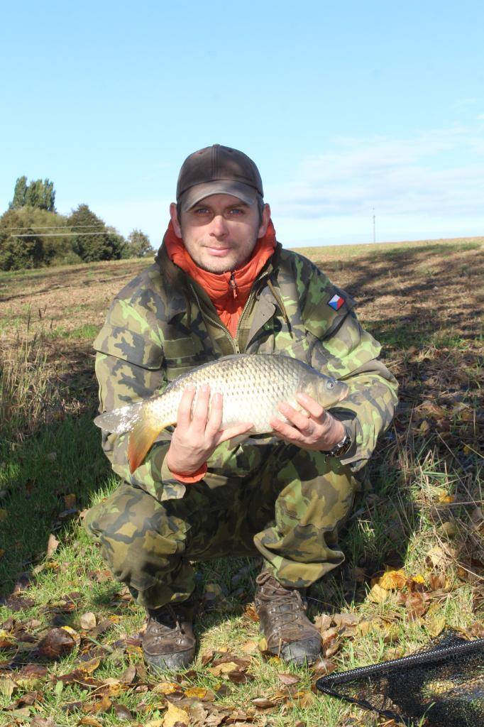 Historicky první rybářské závody "chyť a pusť" u Nového rybníku ve Vodrantech.