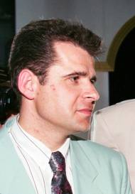 František Mrázek v červnu 1993 na tiskové konferenci k založení Nadace Karla Gotta Interpo.