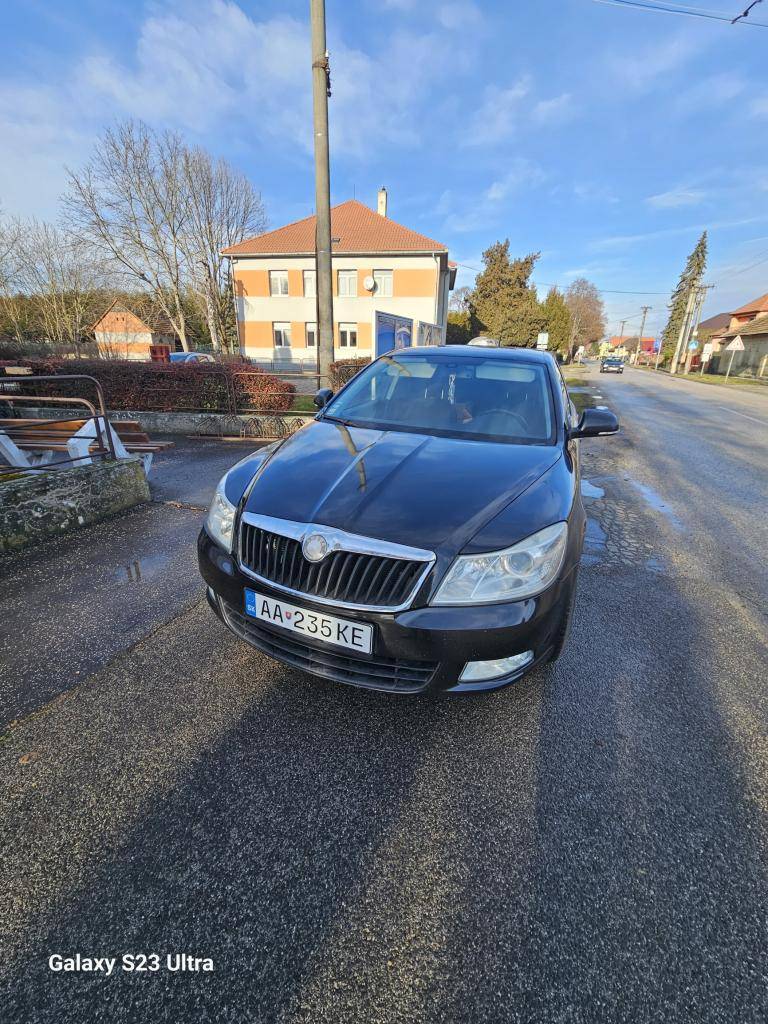 Poďakovanie patrí Ministerstvu vnútra SR za bezhotovostný /zadarmo/prevod motorového vozidla Škoda octavia combi darovacou zmluvou obci Michal nad Žitavou.