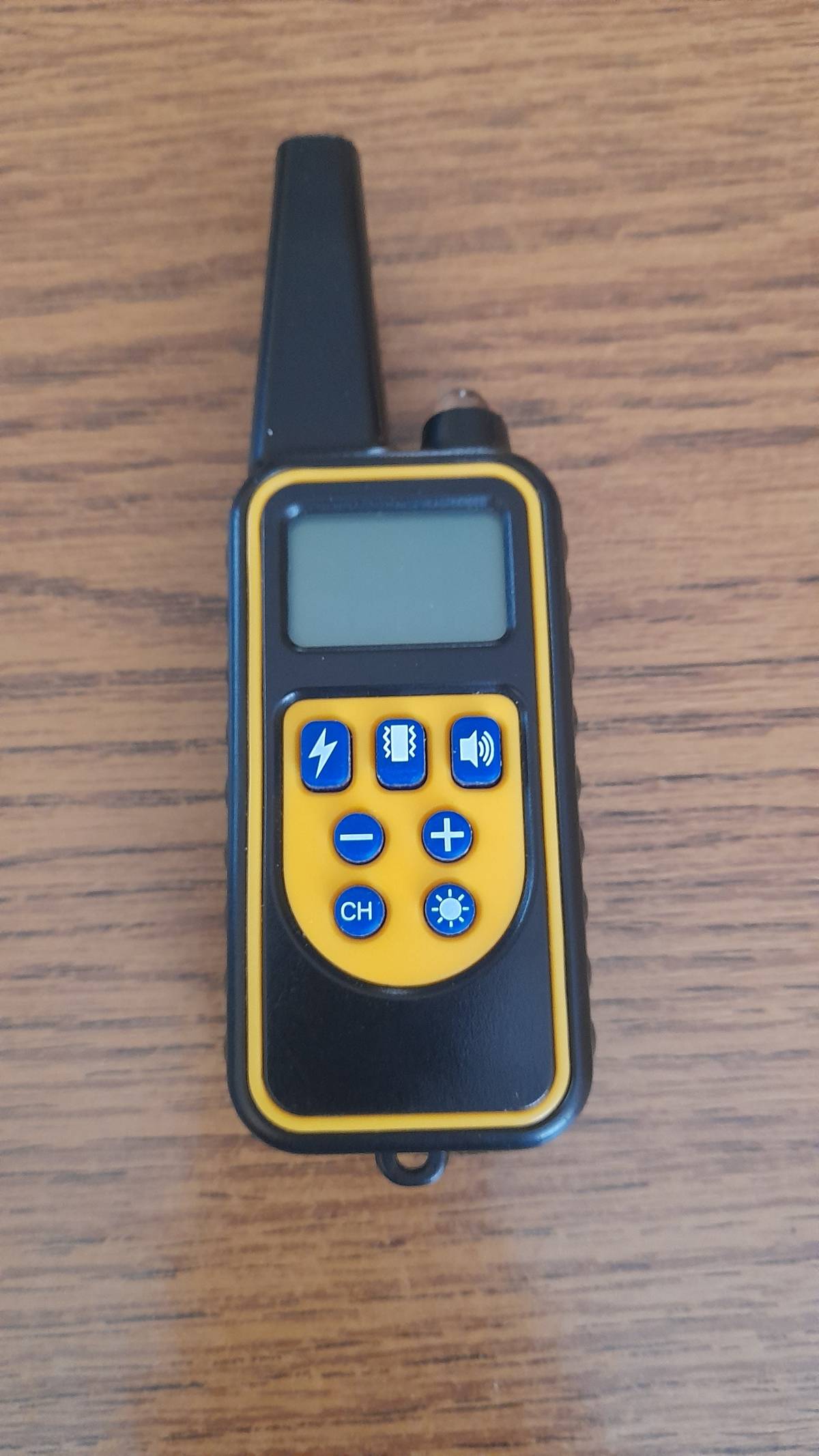 V lokalitě za "Lipnem" byl nalezen ovladač k výcvikovému obojku pro psy. Majitel si ho může vyzvednout na sekretariátě městského úřadu, telefon 564 418 411.