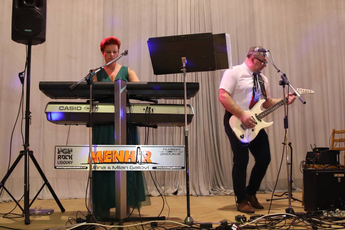 Obecní společenský ples.