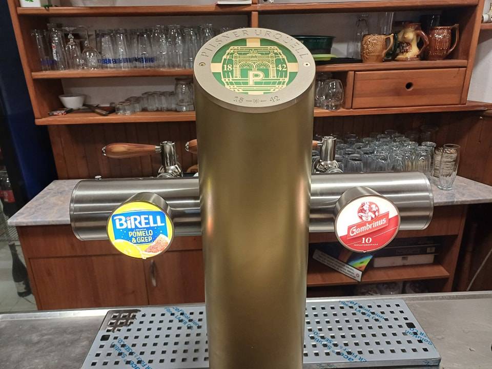 V sobotu 8.2. ve 12:00 se znovu otevírá Hostinec v Měcholupech.  Čekají na vás VEPŘOVÉ HODY! Nemusíte vařit,  u nás se "nadlábnete", popovídate s přáteli, prostě si užijete den ????