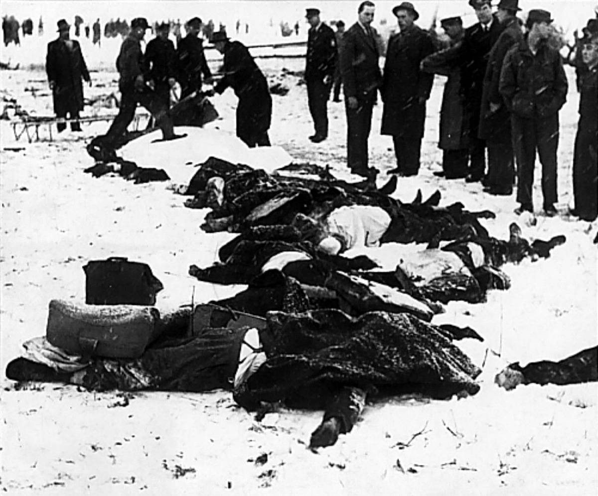 Letadlo s jedním z nejúspěšnějších mužstev té doby na palubě se na zpáteční cestě z Bělehradu, kde Manchester vybojoval postup do semifinále PMEZ (dnešní Ligy mistrů), zastavilo v Mnichově, aby doplnilo zásoby paliva.